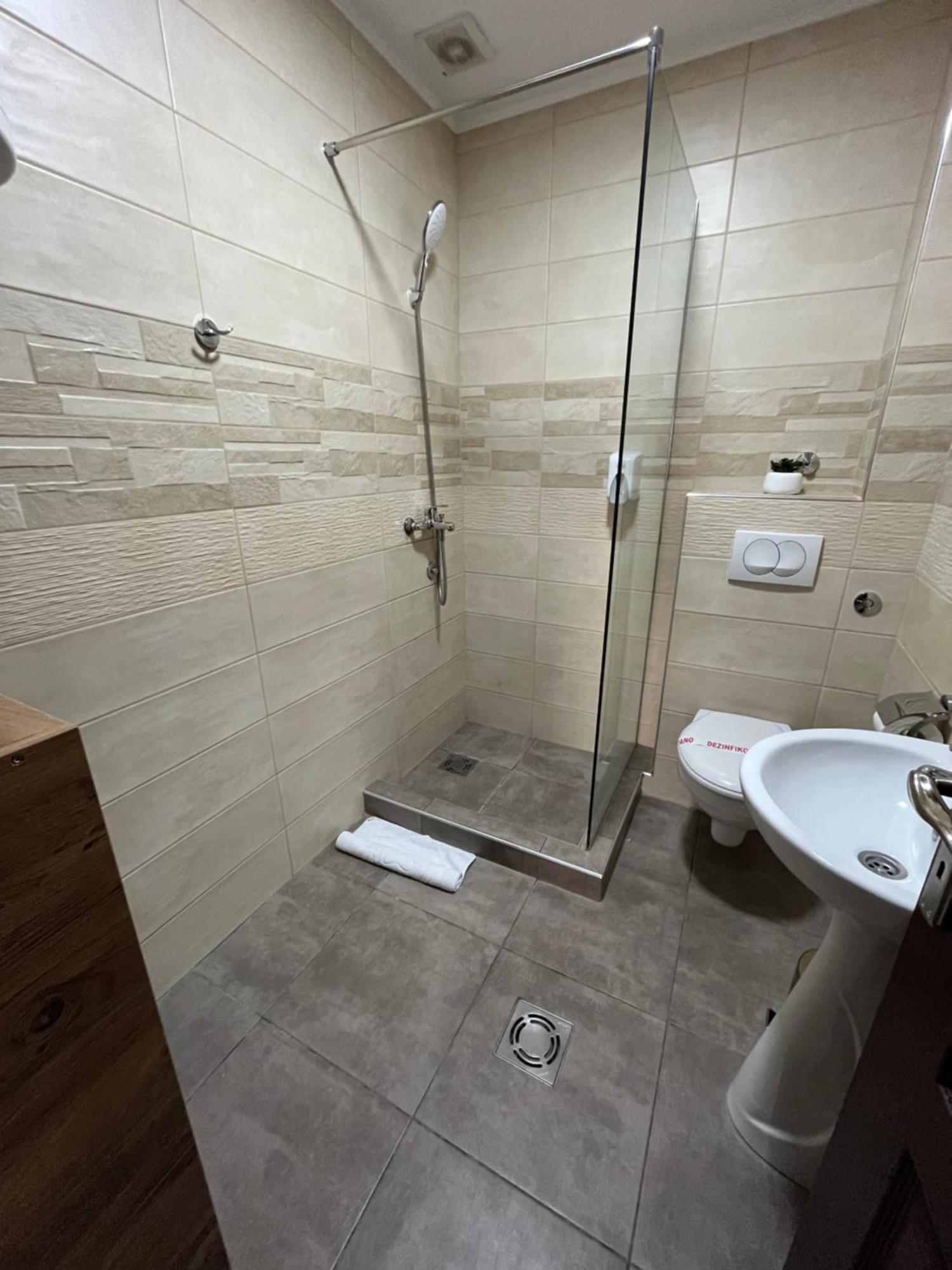 Airport Sky Apartments Lux Belgrad Exterior foto
