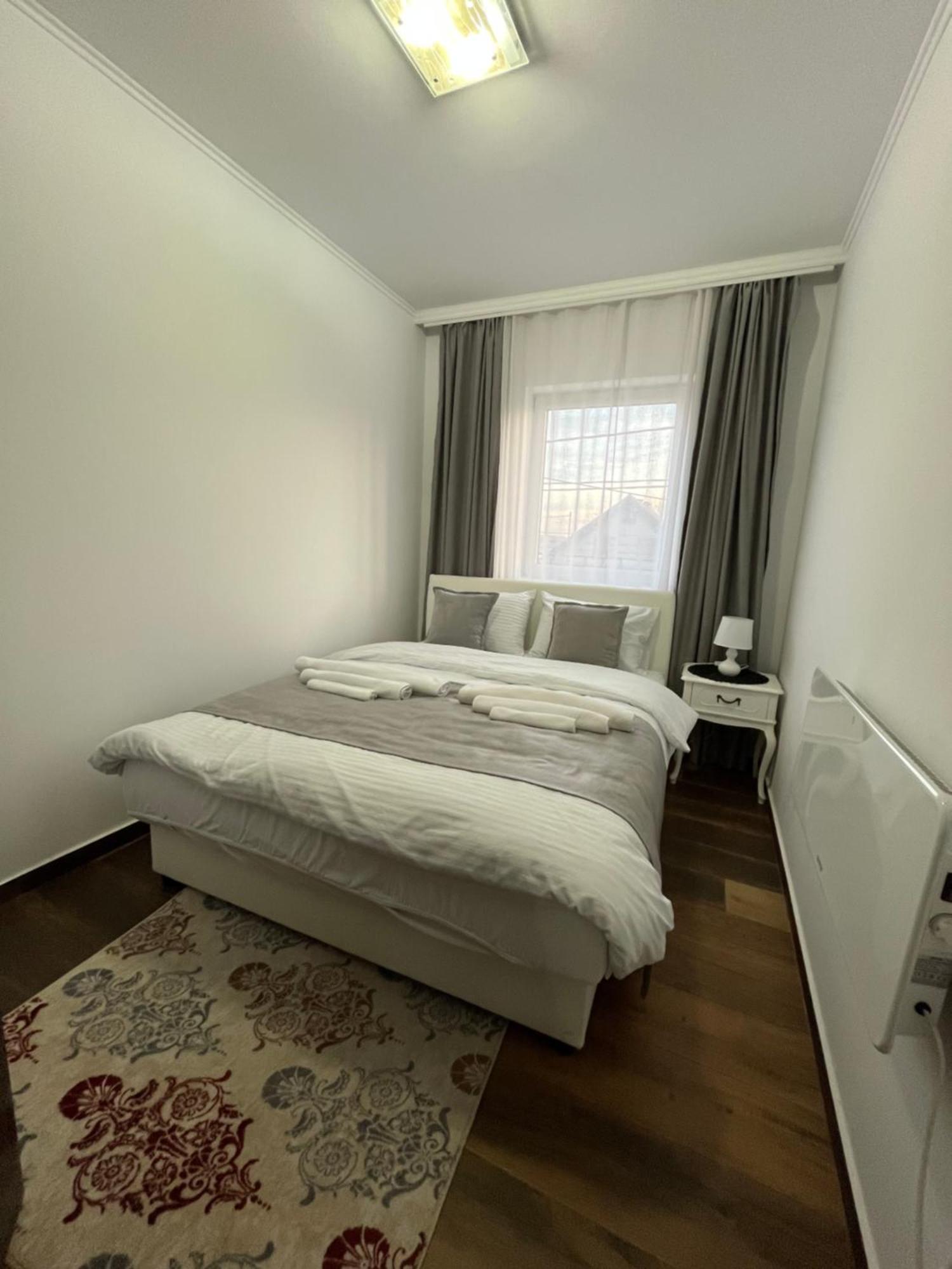 Airport Sky Apartments Lux Belgrad Exterior foto