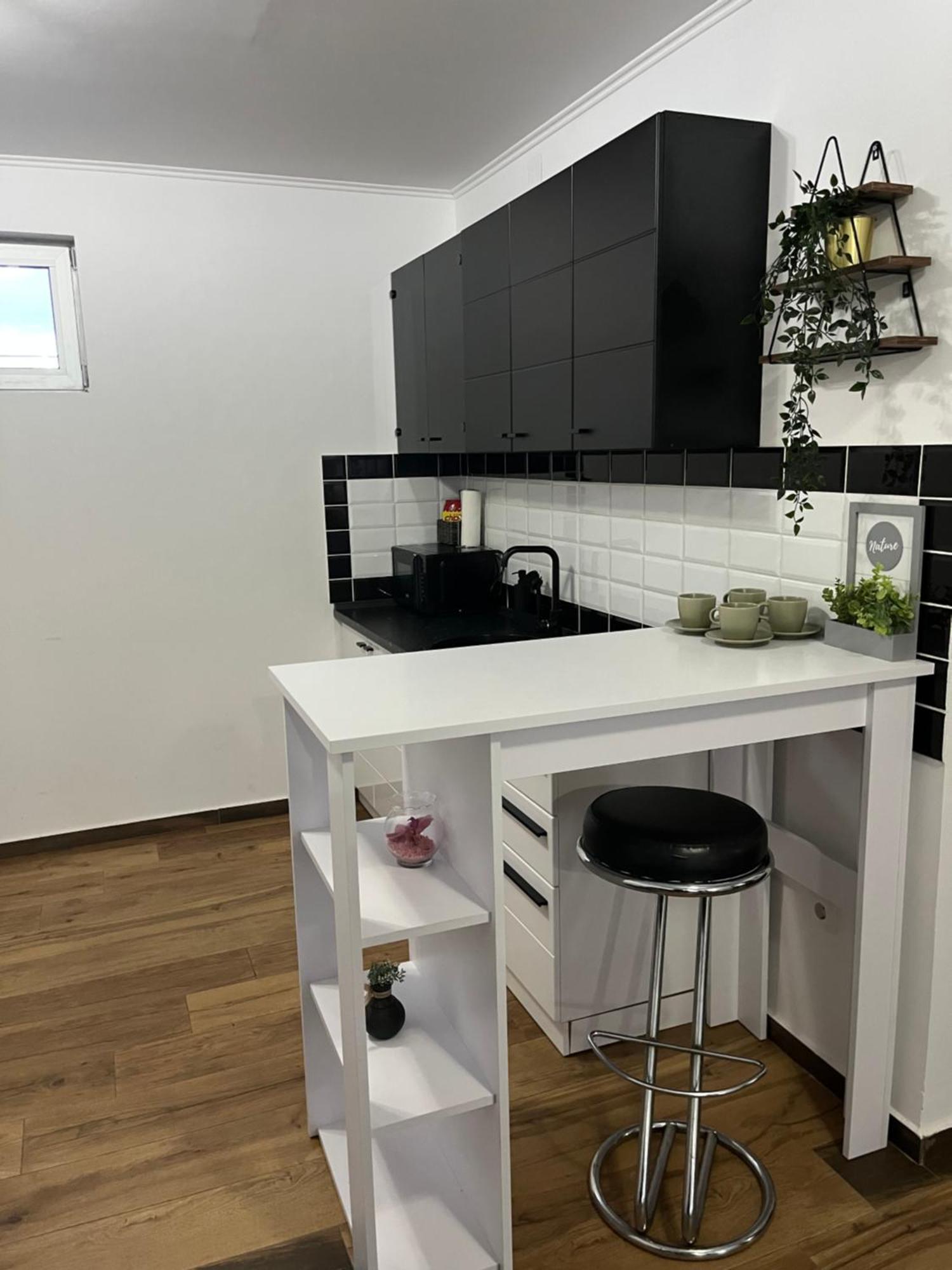 Airport Sky Apartments Lux Belgrad Exterior foto